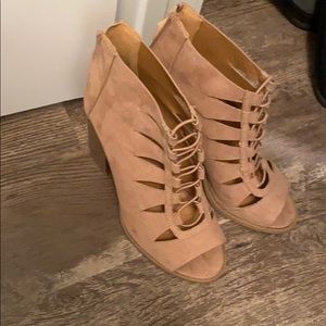 Women’s heels